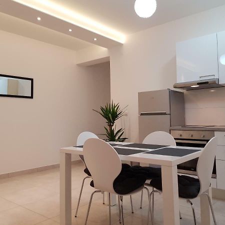 Apartman Cezar Apartment Stobrec Bagian luar foto