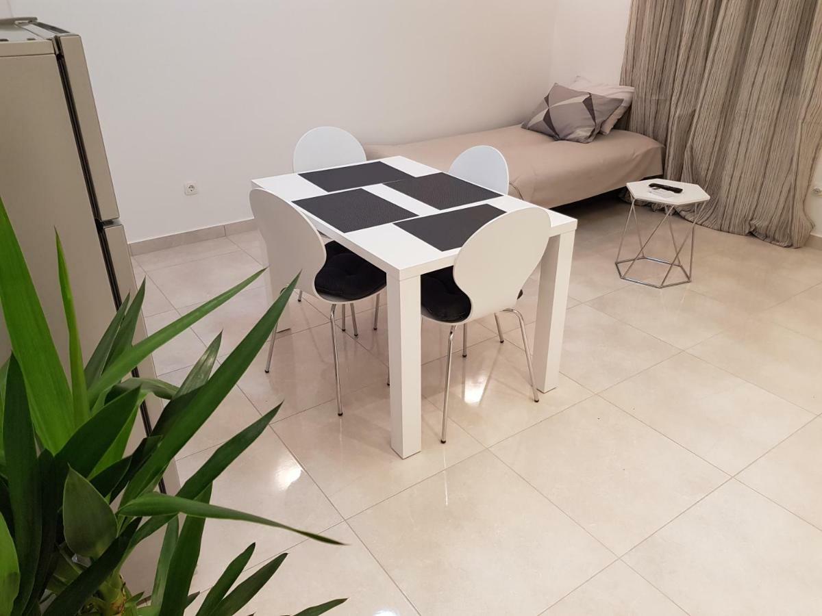 Apartman Cezar Apartment Stobrec Bagian luar foto
