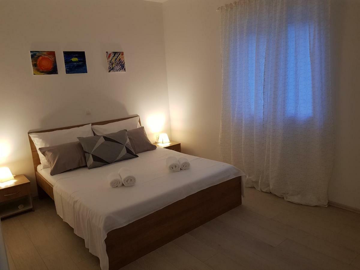 Apartman Cezar Apartment Stobrec Bagian luar foto