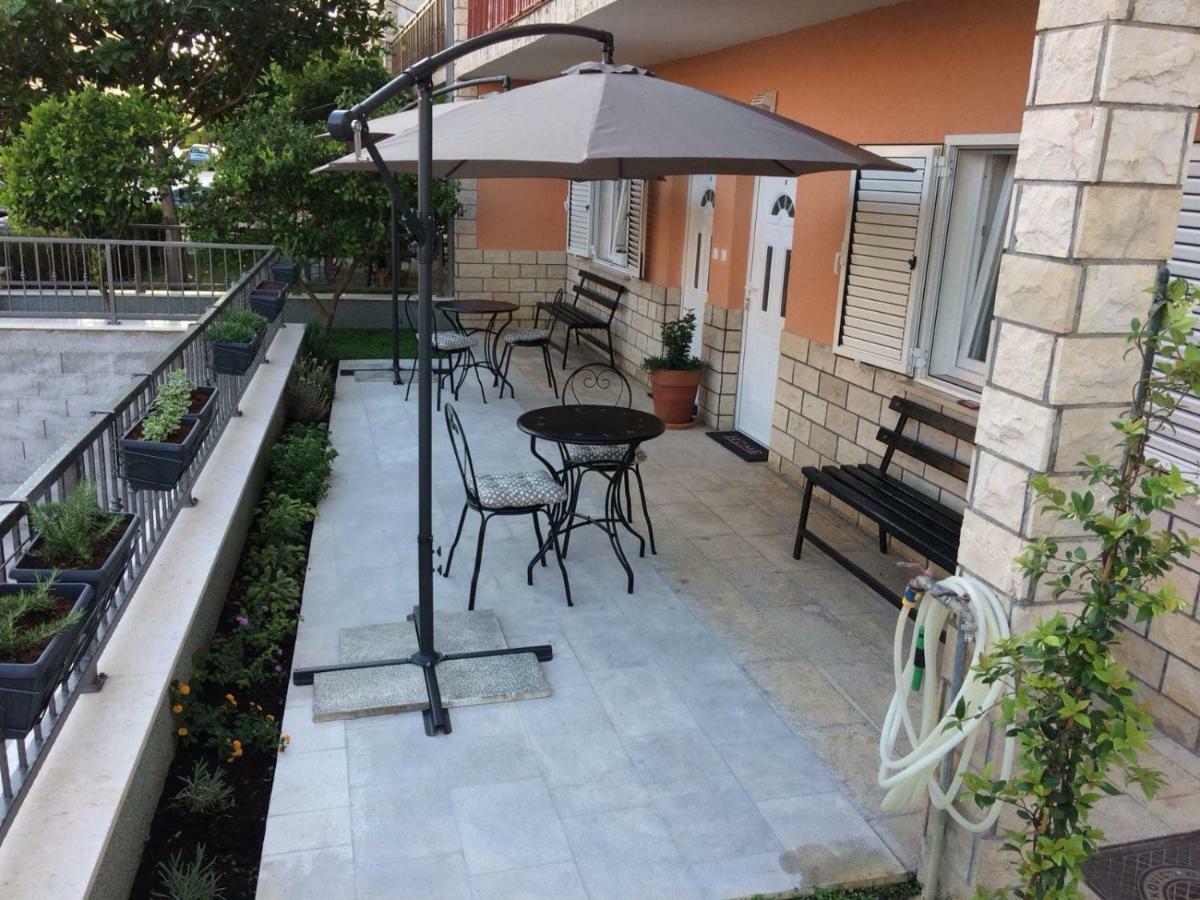 Apartman Cezar Apartment Stobrec Bagian luar foto